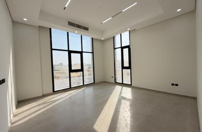 Villa - 5 Bedrooms - 7 Bathrooms for rent in Al Aweer 1 - Al Aweer - Dubai