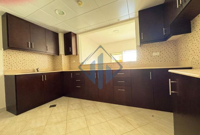 73111450 - Property Image 2