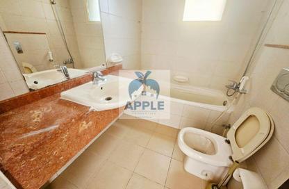 Apartment - 2 Bedrooms - 3 Bathrooms for rent in Muwaileh 29 Building - Muwaileh - Sharjah