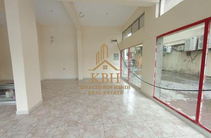 Shop - Studio - 1 Bathroom for rent in Dar Al Majaz - Jamal Abdul Nasser Street - Al Majaz - Sharjah