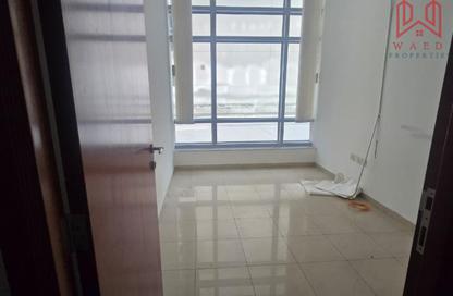 Office Space - Studio - 1 for rent in Al Muraqqabat - Deira - Dubai