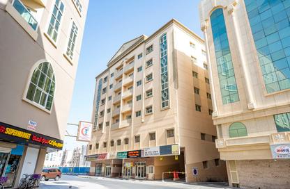 Apartment - 1 Bedroom - 1 Bathroom for rent in Ewan 1 - Muwaileh - Sharjah