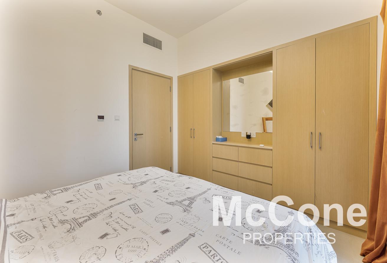Fully Furnished | Low Floor| Great View photo 10