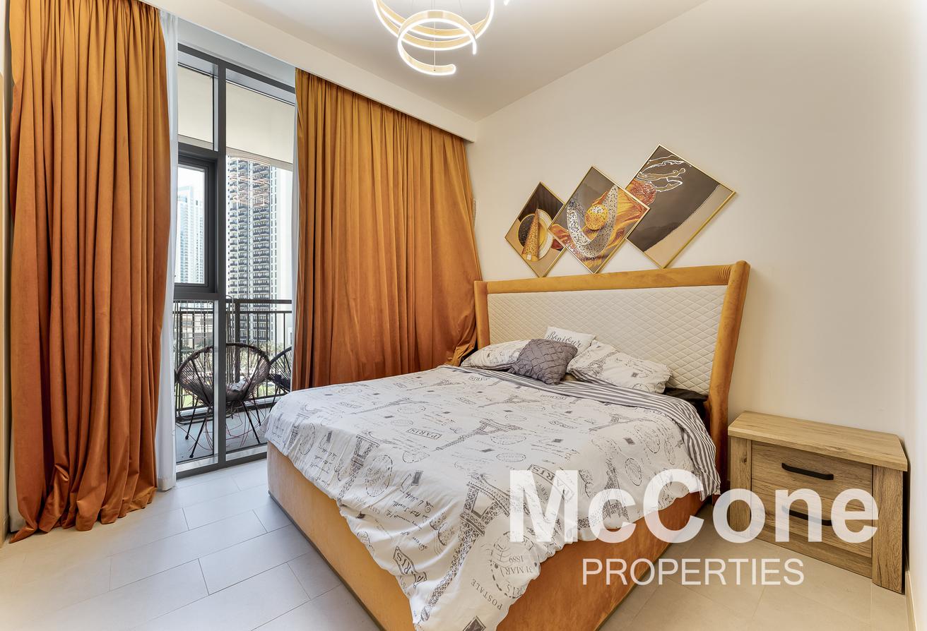 Fully Furnished | Low Floor| Great View photo 9