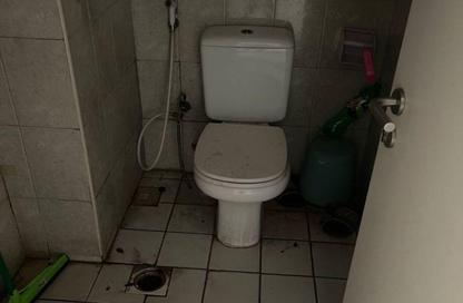 Shop - Studio - 1 Bathroom for rent in Building O03 - Persia Cluster - International City - Dubai