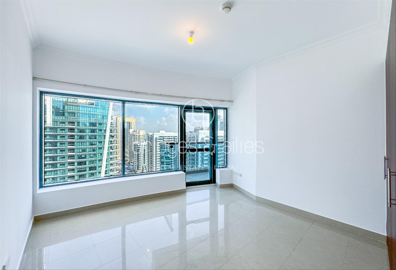 RARE 3BR | PANORAMIC MARINA AND SKYLINE VIEWS photo 12