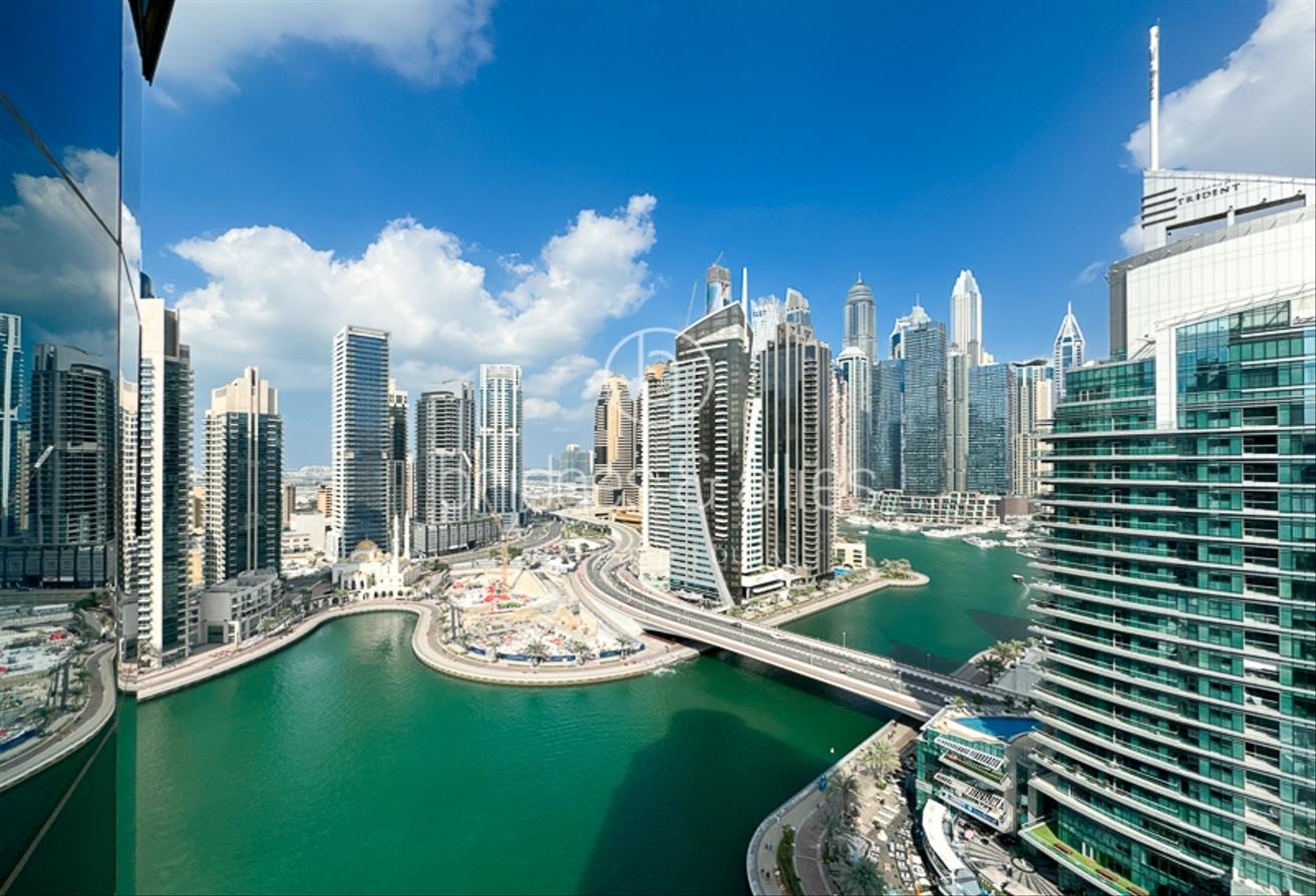 RARE 3BR | PANORAMIC MARINA AND SKYLINE VIEWS photo 16