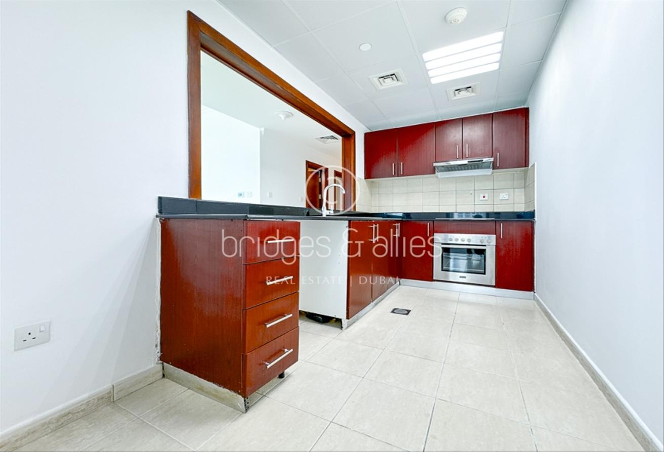 RARE 3BR | PANORAMIC MARINA AND SKYLINE VIEWS photo 5