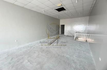 Warehouse - Studio - 1 Bathroom for rent in Industrial Building 13 - Industrial Area 13 - Sharjah Industrial Area - Sharjah