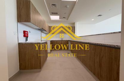 Apartment - 1 Bedroom - 2 Bathrooms for rent in Canal View Building - Al Raha Beach - Abu Dhabi Apartment - 1 Bedroom - 2 Bathrooms for rent in Canal View Building - Al Raha Beach - Abu Dhabi