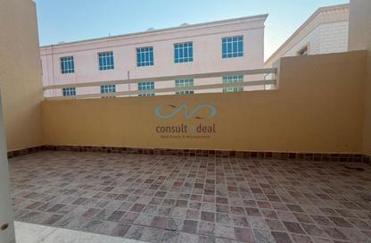 Apartment - Studio - 1 Bathroom for rent in Mohamed Bin Zayed Centre - Mohamed Bin Zayed City - Abu Dhabi