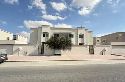Villa - 4 Bedrooms - 6 Bathrooms for rent in Barashi - Al Badie - Sharjah
