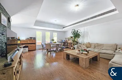 Villa - 3 Bedrooms - 3 Bathrooms for rent in Springs 6 - The Springs - Dubai