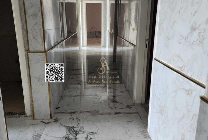 72304485 - Property Image 3