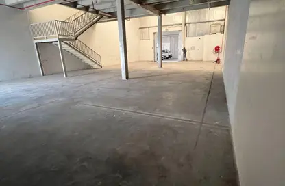 مستودع - استوديو - 1 حمام للايجار في المنطقة الصناعية 15 - المنطقة الصناعية بالشارقة - الشارقة