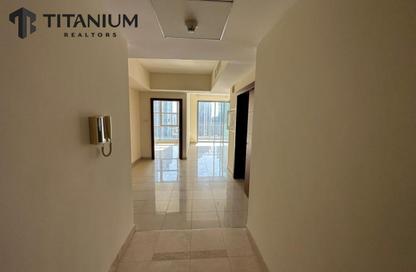 Apartment - 2 Bedrooms - 2 Bathrooms for rent in Standpoint Tower 1 - Standpoint Towers - Downtown Dubai - Dubai Apartment - 2 Bedrooms - 2 Bathrooms for rent in Standpoint Tower 1 - Standpoint Towers - Downtown Dubai - Dubai