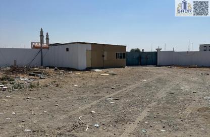 Warehouse - Studio - 3 Bathrooms for rent in Umm Dir - Umm Al Quwain