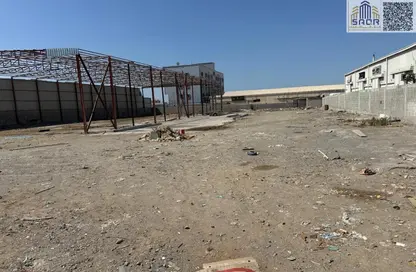 مستودع - استوديو - 3 حمامات للايجار في أم درع - أم القيوين