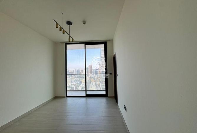 83212061 - Property Image 2