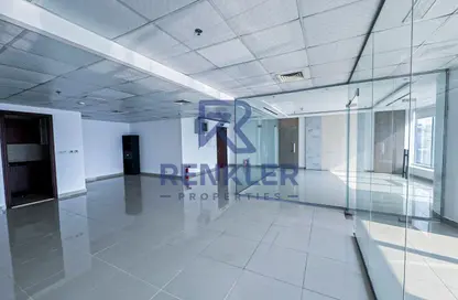 مكتب - 2 غرف نوم - 1 حمام للايجار في البرج البلاتيني - (JLT) مجمع I - أبراج بحيرات الجميرا - دبي