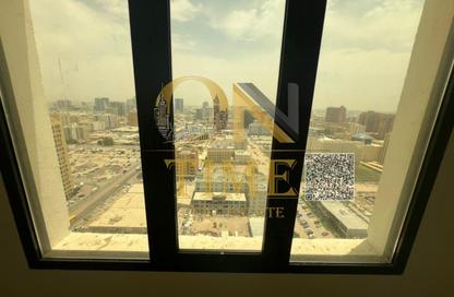 Apartment - 1 Bedroom - 2 Bathrooms for rent in Al Rashidiya Towers - Al Rashidiya - Ajman Downtown - Ajman