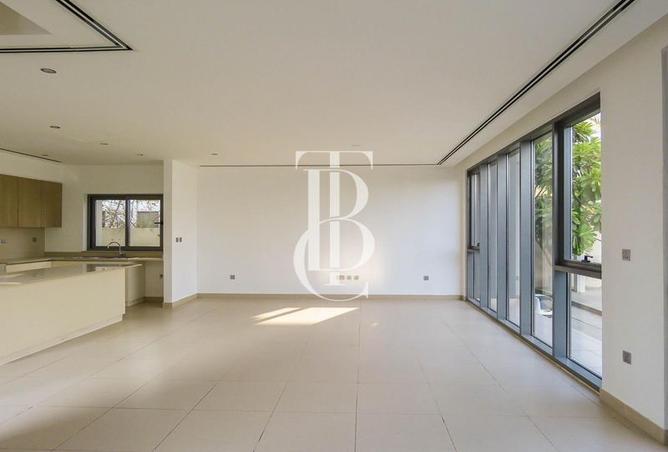 73852067 - Property Image 2