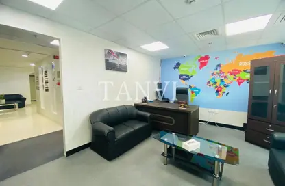 مكتب - غرفة نوم - 1 حمام للايجار في بناية الرستماني - بورسعيد - ديرة - دبي