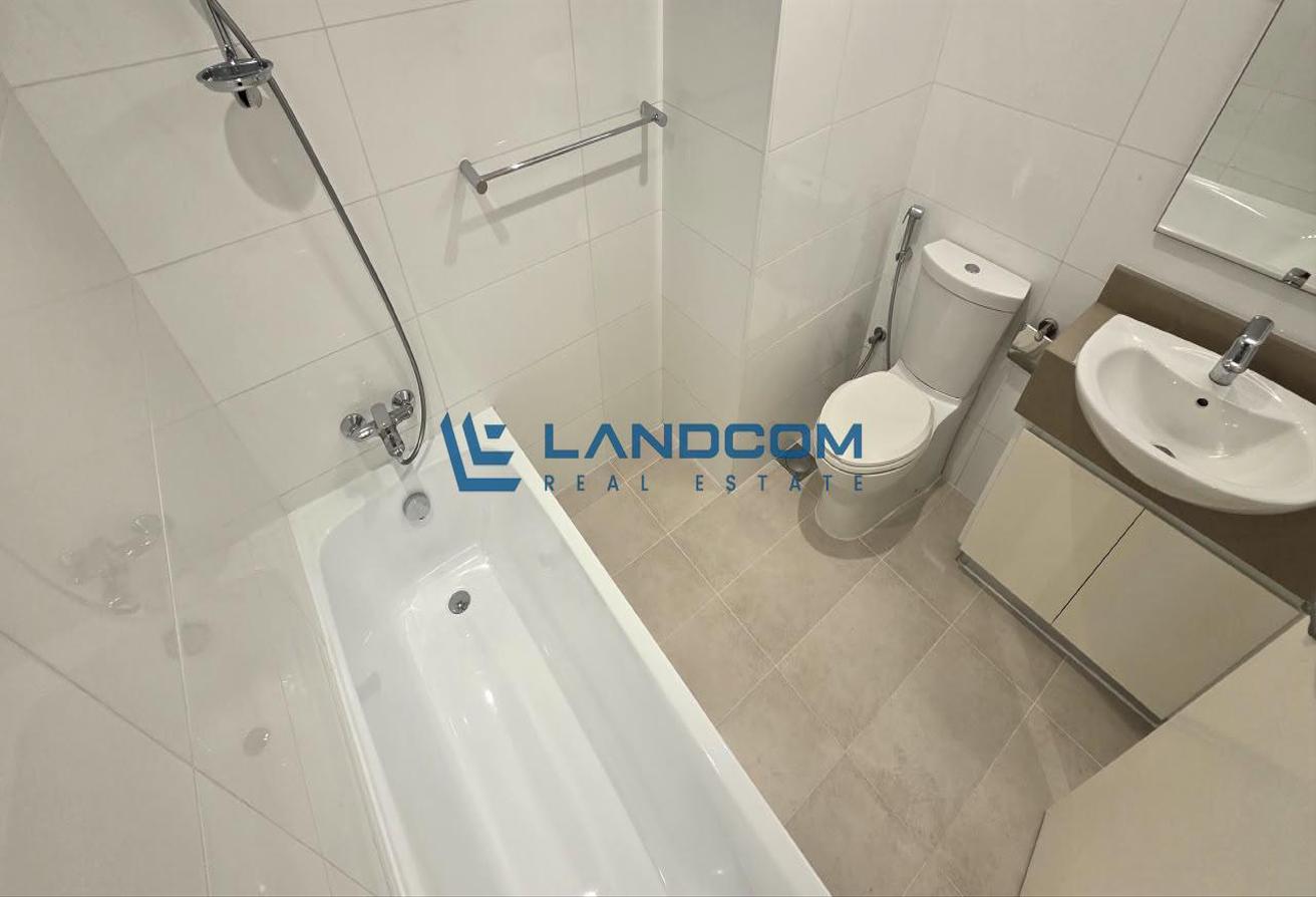 Spacious 2BHK | Near Al Ras Metro Station | 1 Month Free photo 12