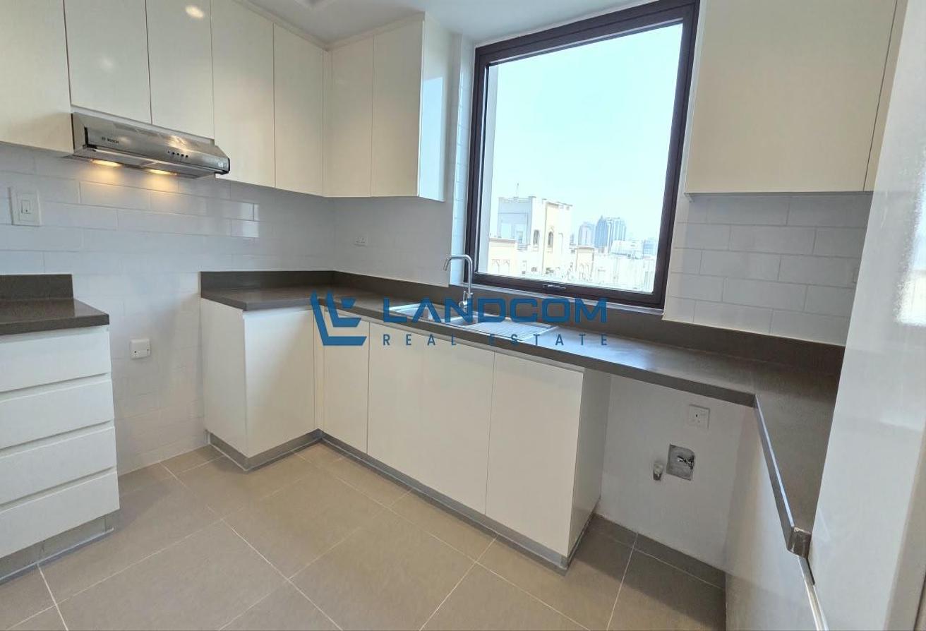 Spacious 2BHK | Near Al Ras Metro Station | 1 Month Free photo 9