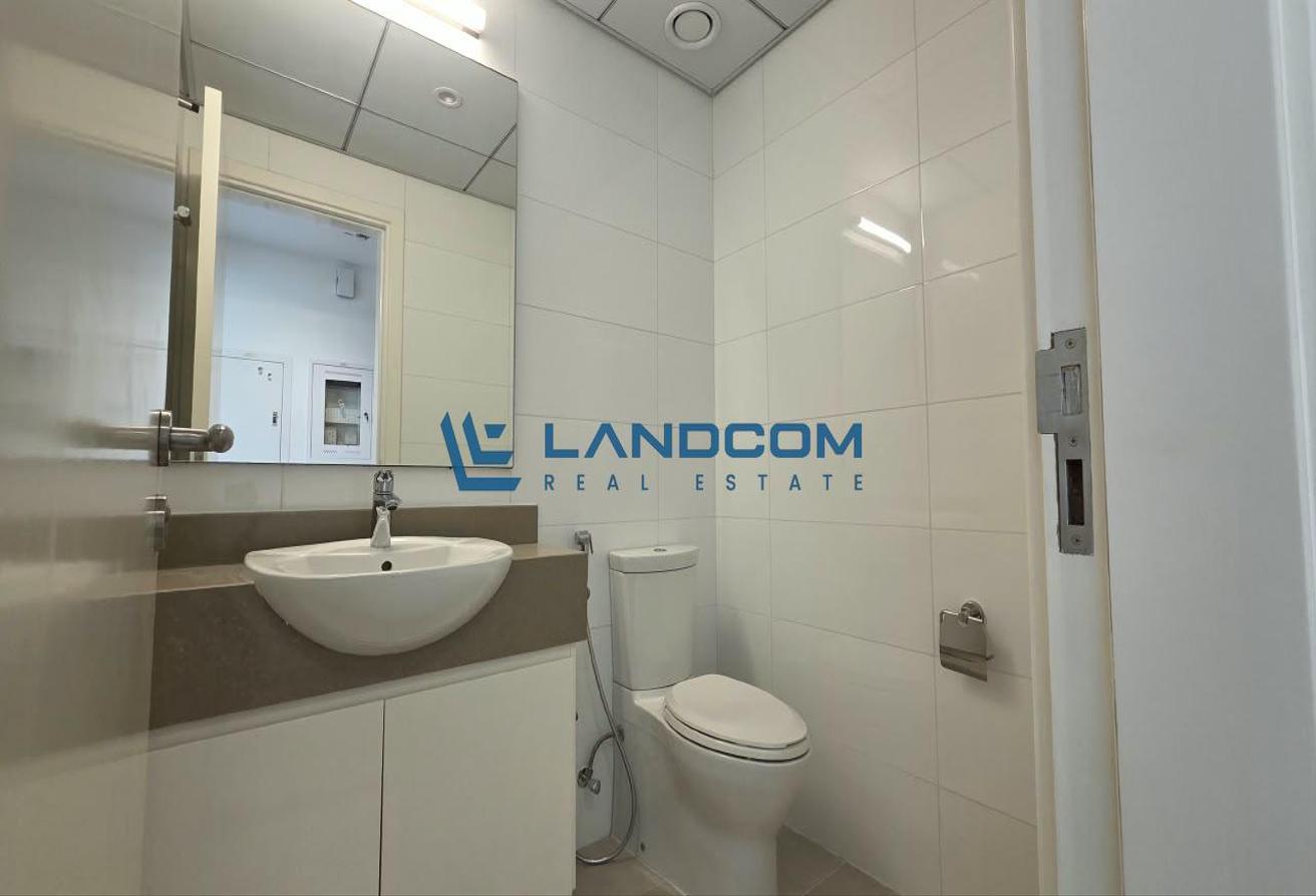Spacious 2BHK | Near Al Ras Metro Station | 1 Month Free photo 10