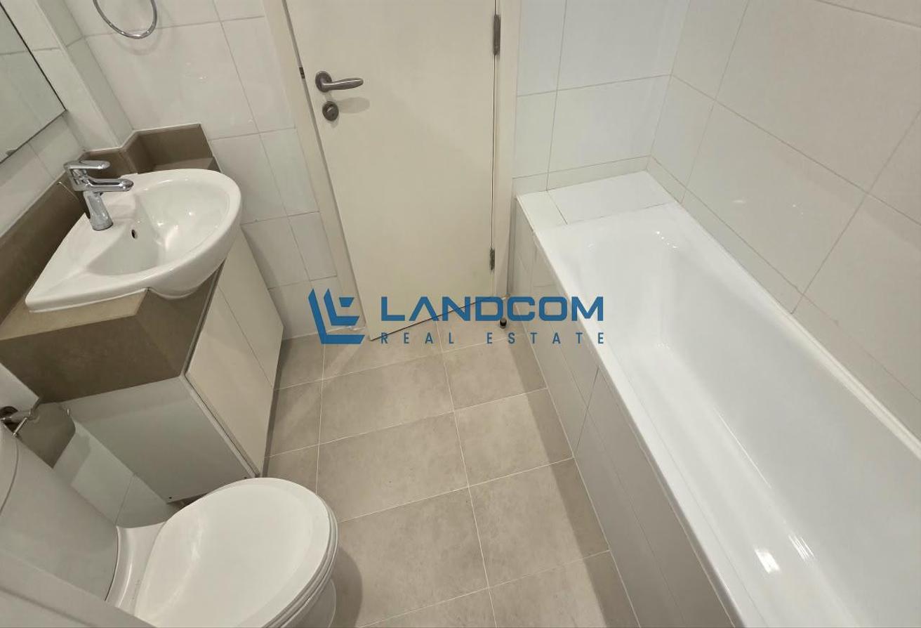 Spacious 2BHK | Near Al Ras Metro Station | 1 Month Free photo 13