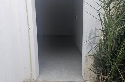 Villa - 5 Bedrooms - 3 Bathrooms for sale in Al Rumailah 2 - Al Rumaila - Ajman