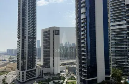 شقة - غرفة نوم - 2 حمامات للايجار في برج سينشري - الخليج التجاري - دبي