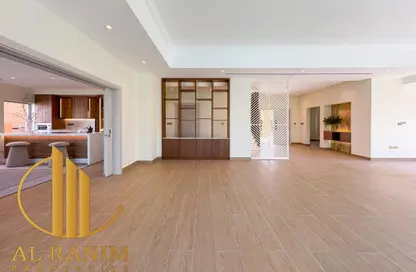 فيلا - 5 غرف نوم - 6 حمامات للبيع في فيلات طراز دبي - القرية الشمالية - الفرجان - دبي