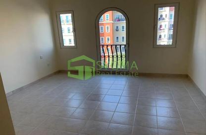 شقة - 2 غرف نوم - 3 حمامات للبيع في مبنى 108-137 - طراز حديث - ديسكفري جاردنز - دبي