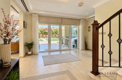 Villa - 3 - 4 for sale in District 5 - Jumeirah Park - Dubai