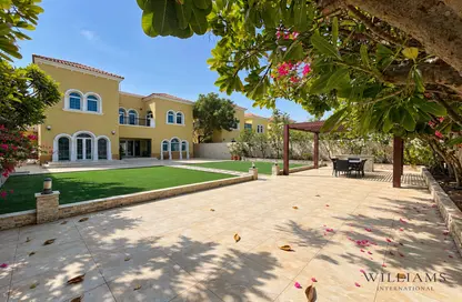Villa - 3 Bedrooms - 4 Bathrooms for sale in District 5 - Jumeirah Park - Dubai