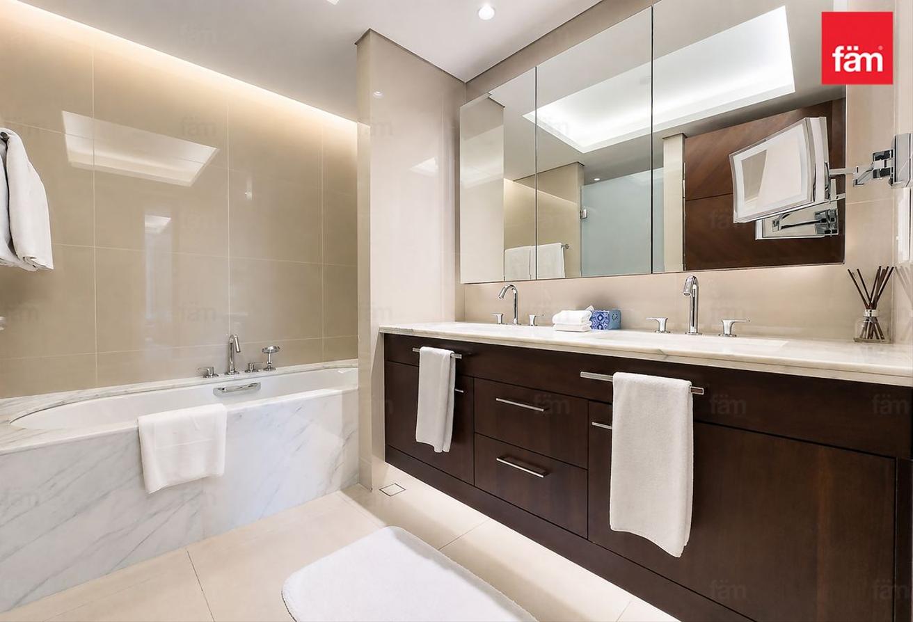 Burj Khalifa View | Fully Furnished | Vacant photo 20