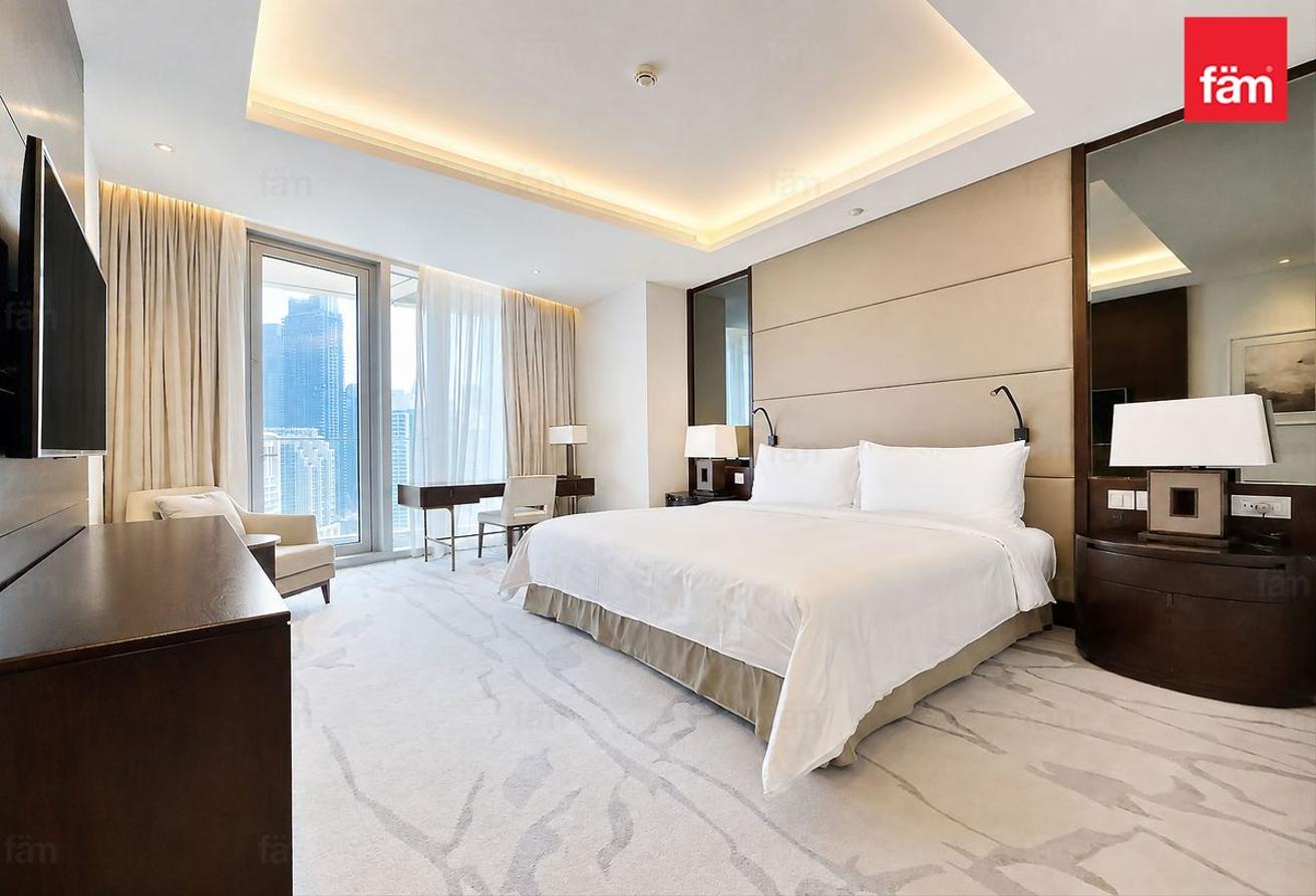 Burj Khalifa View | Fully Furnished | Vacant photo 7