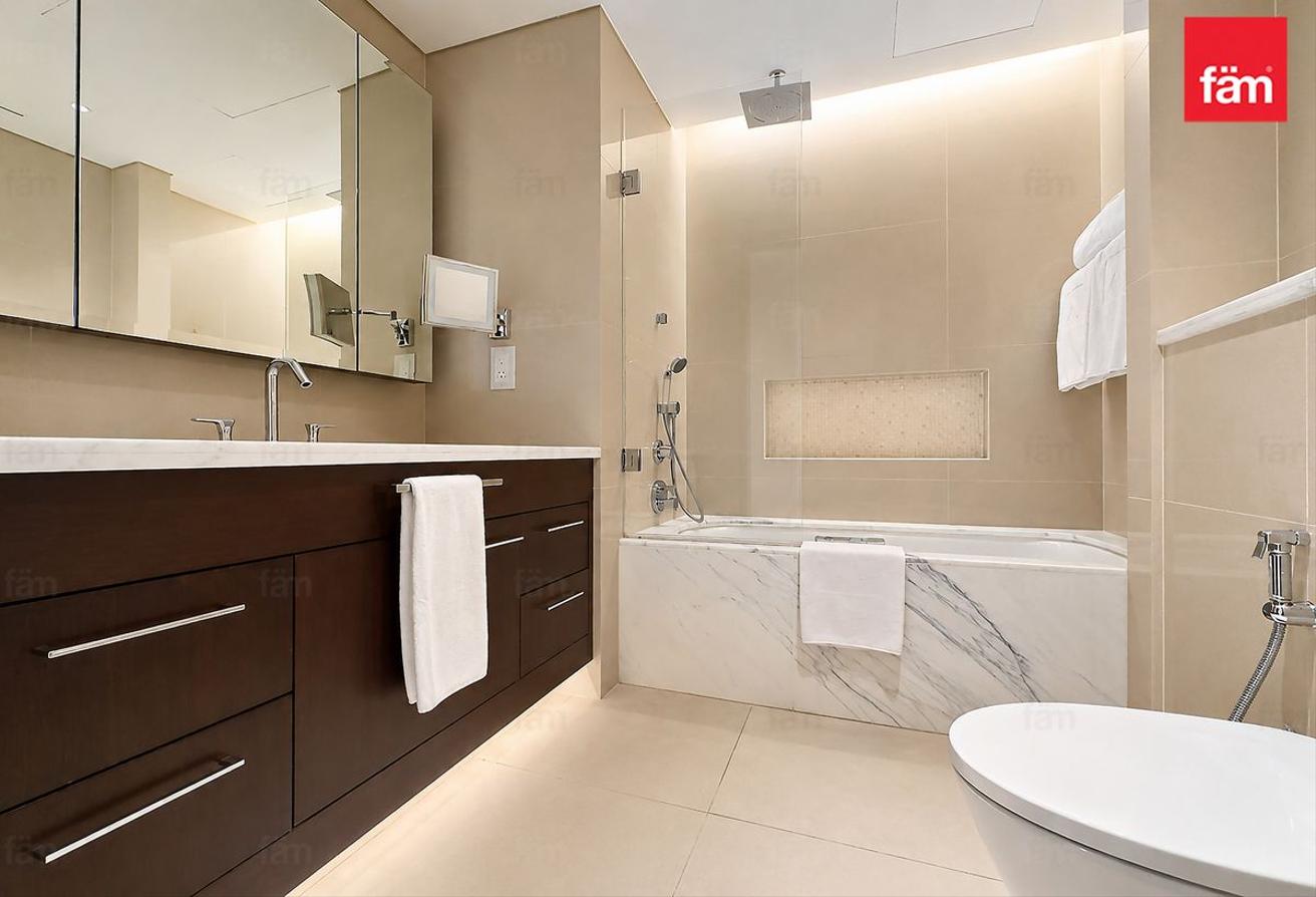 Burj Khalifa View | Fully Furnished | Vacant photo 21
