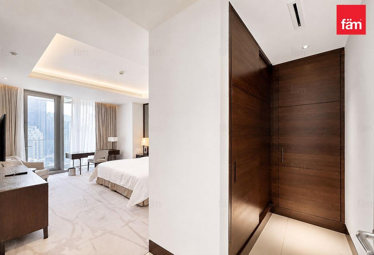 Burj Khalifa View | Fully Furnished | Vacant photo 12