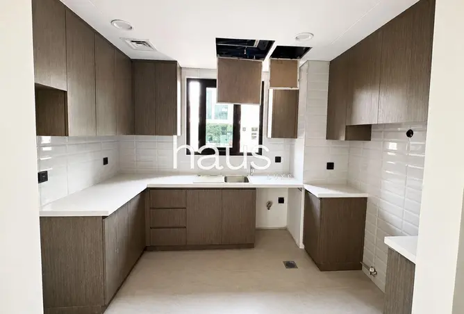 151483242 - Property Image 2
