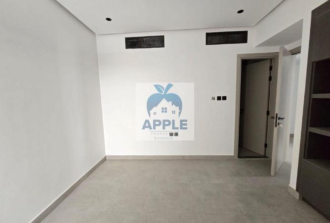 81111000 - صورة العقار 2