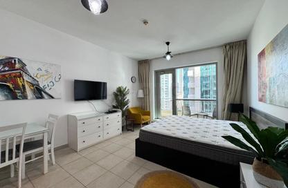 Apartment - Studio - 1 Bathroom for rent in Boulevard Central Tower 2 - Boulevard Central Towers - Downtown Dubai - Dubai Apartment - Studio - 1 Bathroom for rent in Boulevard Central Tower 2 - Boulevard Central Towers - Downtown Dubai - Dubai