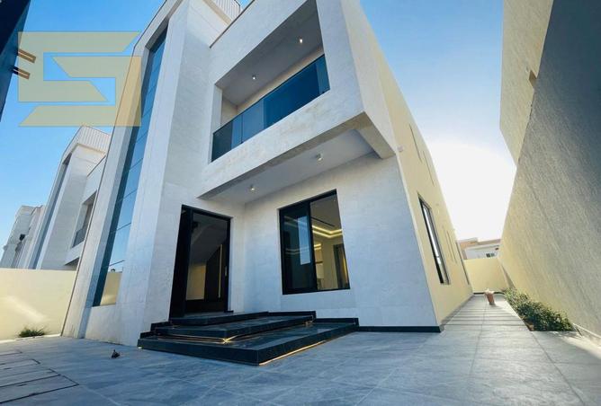 72723540 - Property Image 3