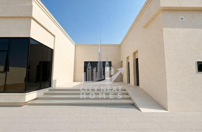 Villa - 4 Bedrooms - 6 Bathrooms for rent in Al Aweer 2 - Al Aweer - Dubai Villa - 4 Bedrooms - 6 Bathrooms for rent in Al Aweer 2 - Al Aweer - Dubai