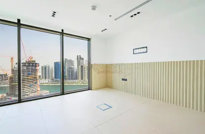 Office Space - Studio - 1 Bathroom for rent in The Metropolis - Business Bay - Dubai