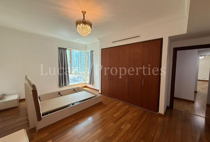 73625344 - Property Image 3