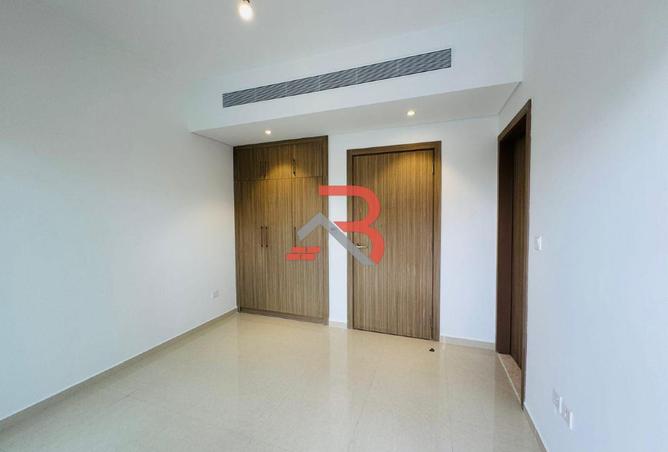 87883550 - صورة العقار 3
