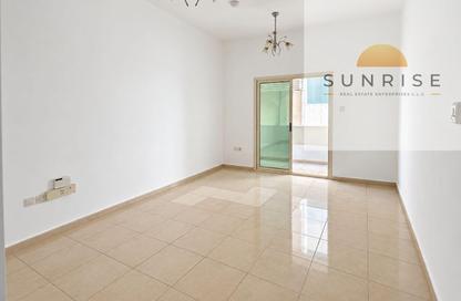 Apartment - 1 - 1 for rent in Qasimia 10 building - Al Mahatta - Al Qasimia - Sharjah Apartment - 1 - 1 for rent in Qasimia 10 building - Al Mahatta - Al Qasimia - Sharjah